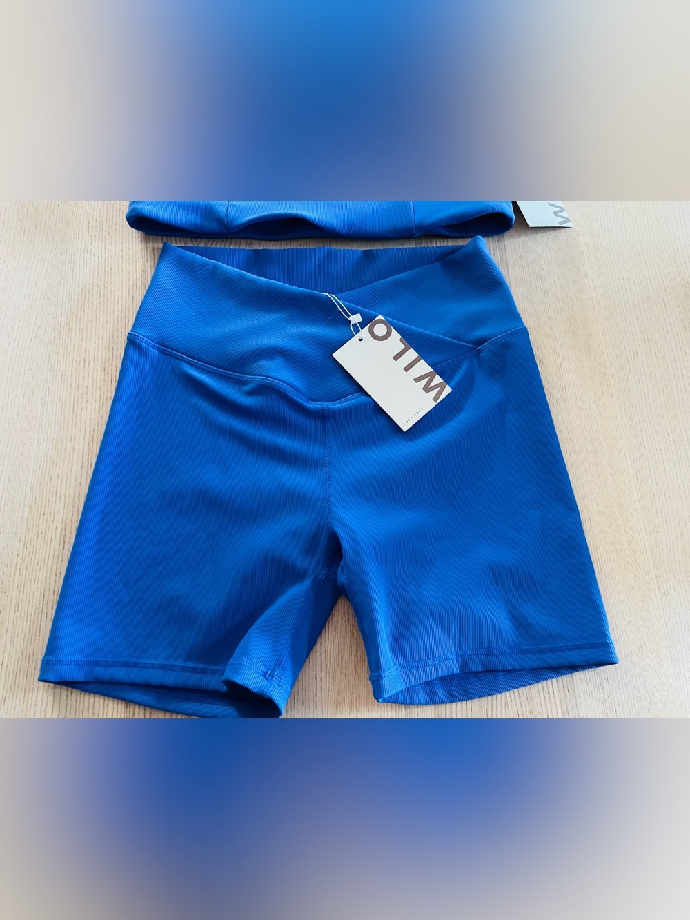 NWT Wilo the Label- sports bra and v-waist shorts set, sz L, cobalt blue ($106) - Picture 3 of 13